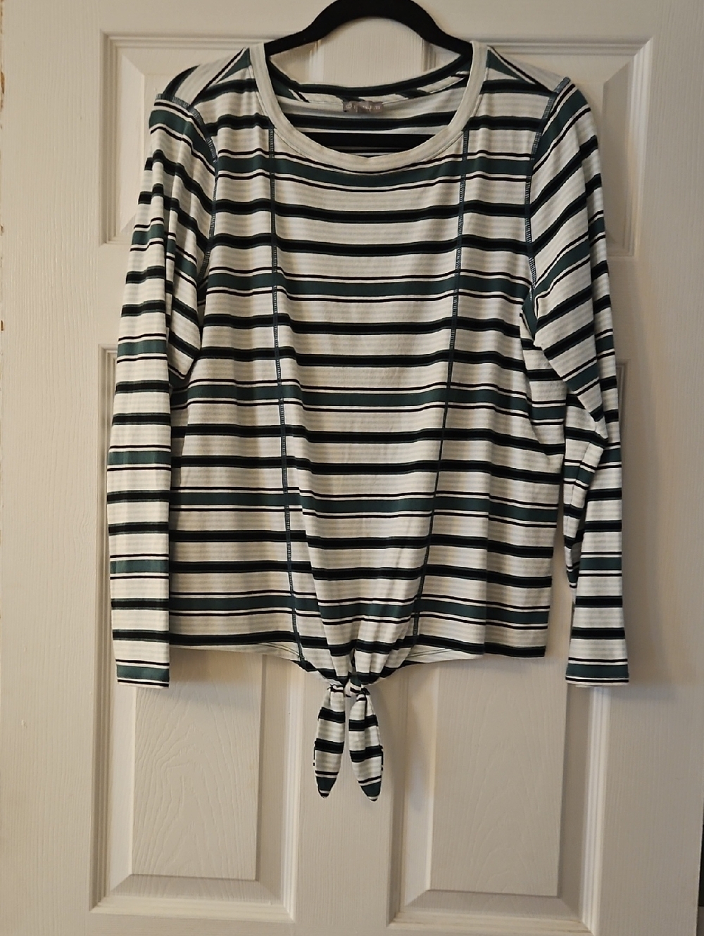 T By Talbots White & Green Striped Tie-Front Long Sleeve Tee